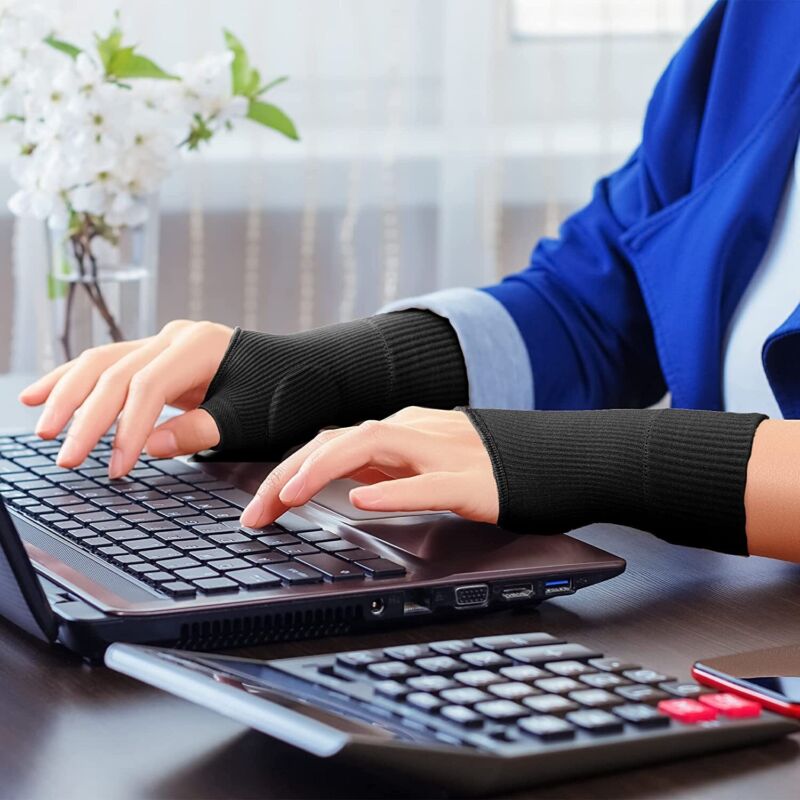 Gel Thumb Support Gloves