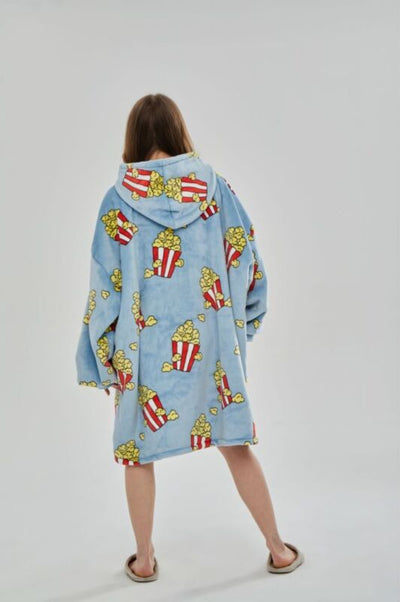 Oversized Winter Hoodie Blanket